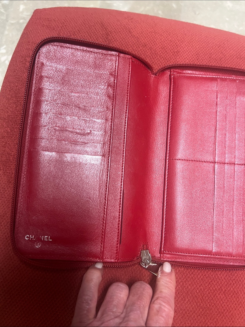 CHANEL Red Caviar Leather Zip-Around Wallet with Raised CC - Picture 3 of 3